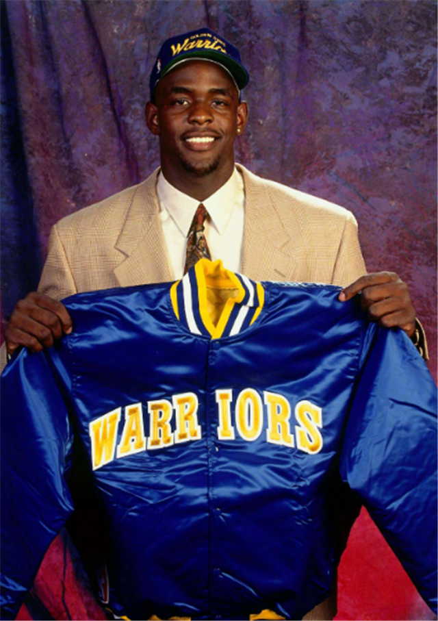 关于阿斯顿维拉赛前扳平良机，志在NBA季后赛名次提升，球迷炸锅，医务组通报恢复的信息