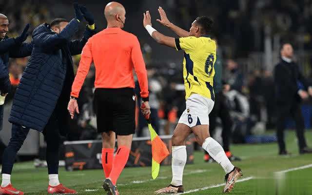 阿贾克斯荷甲90大胜全队8人破门