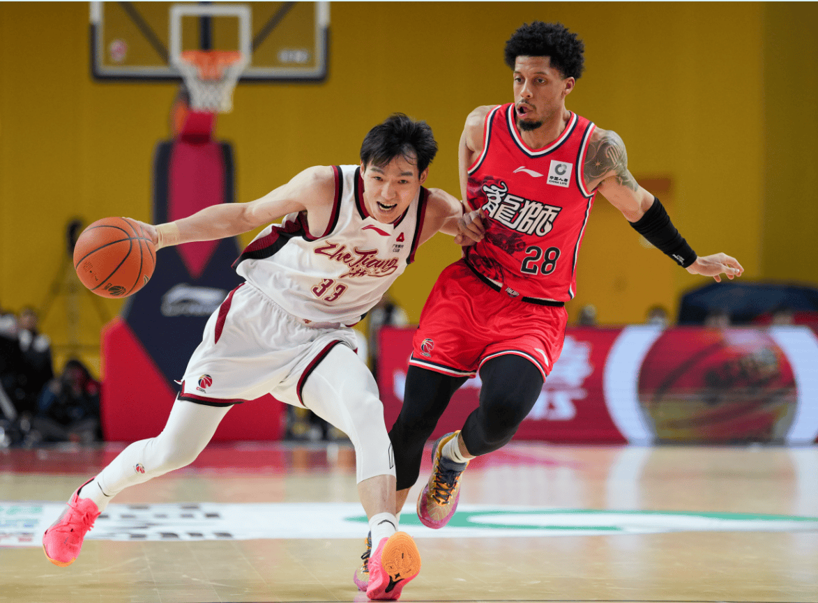 风云突变浙江稠州今晚手感冰凉浙江队造点机会之后，集结日费耶诺德调整名单以备CBA常规赛(费耶诺德足球俱乐部)